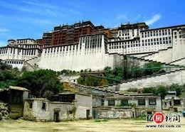 布达拉宫,西藏高原的神秘宫殿与历史见证